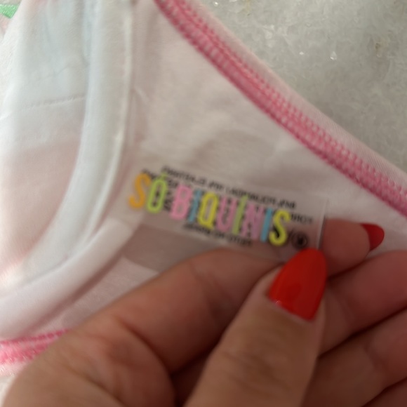 So Biquinis - Made in Brazil - fits SMALL - never worn, no tags - bikini top - Picture 3 of 5